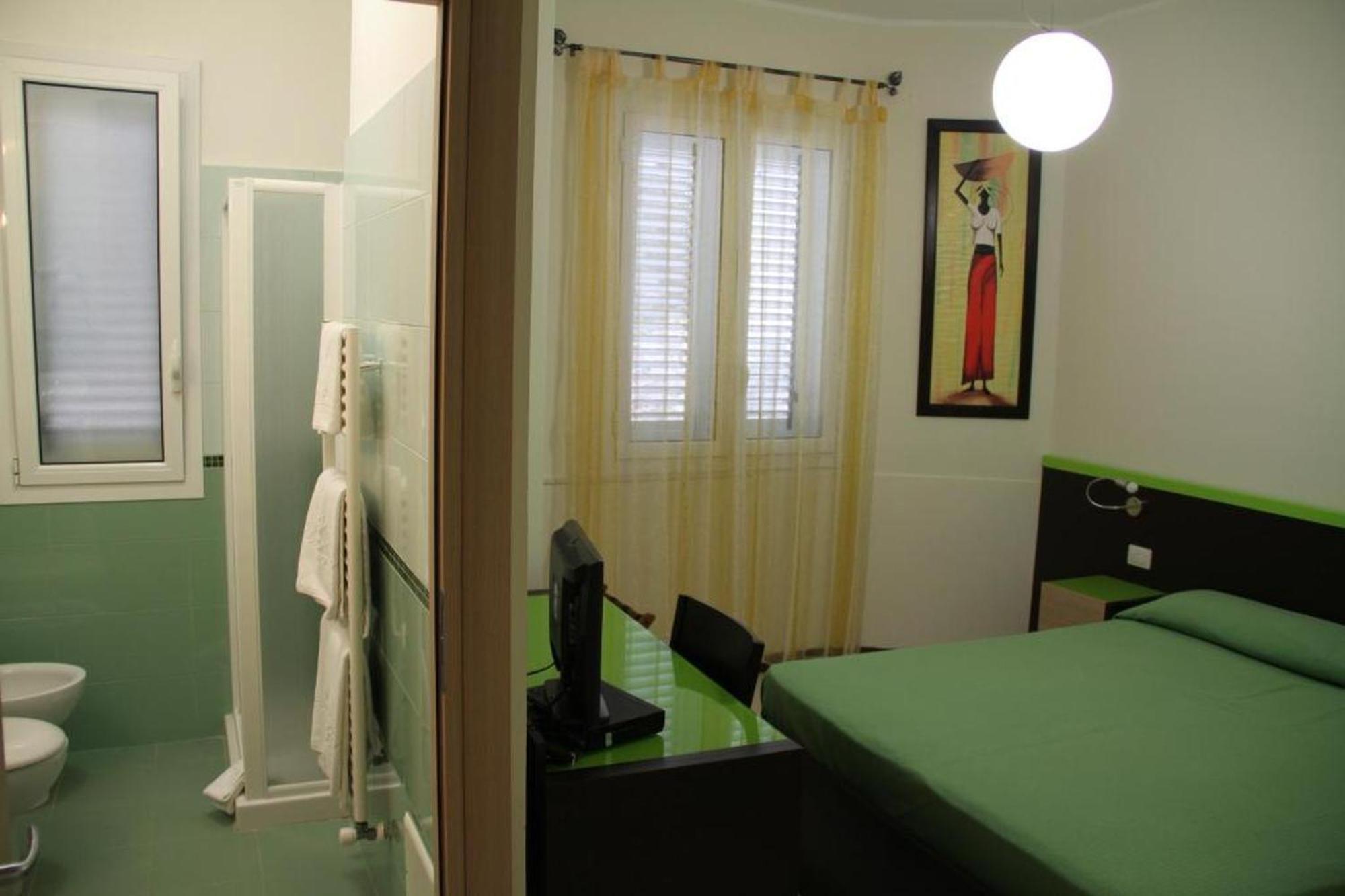 Hotel Miramare Gallipoli Kamer foto